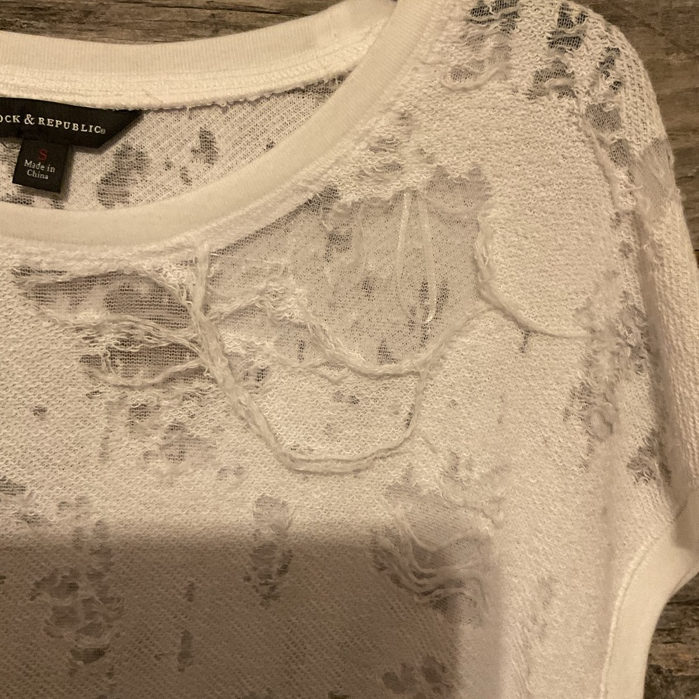 Rock and Republic Distressed top